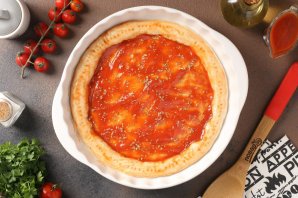 Пицца из дрожжевого теста холодного приготовления Пицца из дрожжевого теста холодного приготовления