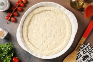 Пицца из дрожжевого теста холодного приготовления Пицца из дрожжевого теста холодного приготовления