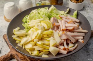 Праздничный салат "Красотка" без майонеза Праздничный салат "Красотка" без майонеза