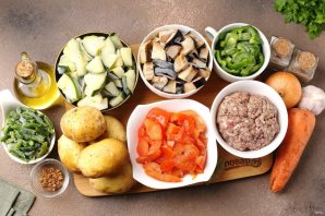 Рагу с фаршем и замороженными овощами