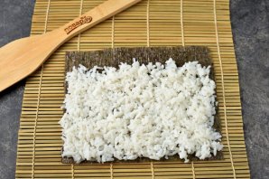 Роллы с икрой мойвы Роллы с икрой мойвы