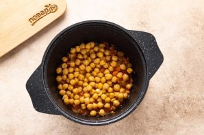 Суп с нутом и лапшой Суп с нутом и лапшой