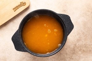 Суп с нутом и лапшой Суп с нутом и лапшой