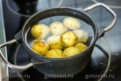 Свинина с лисичками и картофелем по-деревенски Свинина с лисичками и картофелем по-деревенски