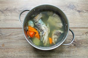 Уха из щуки и судака