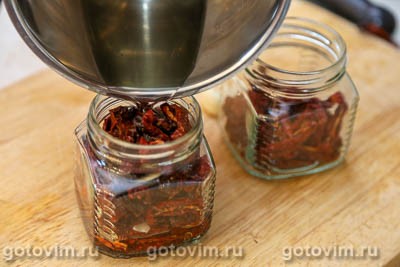 Вяленые помидоры в масле (на зиму) Вяленые помидоры в масле (на зиму)