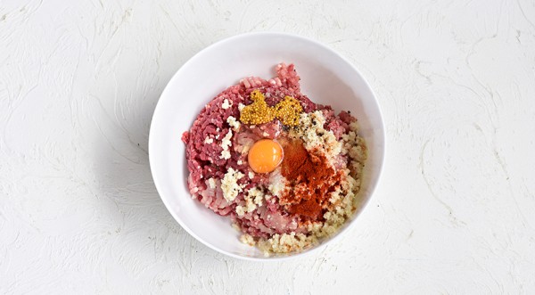 Зразы мясные с яйцом в духовке, пошаговый рецепт с фото Зразы мясные с яйцом в духовке, пошаговый рецепт с фото