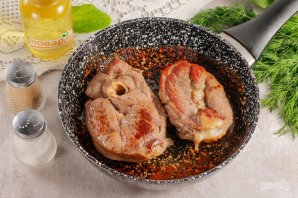 Баранина тушеная с медом