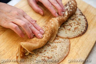 Блинный пирог-улитка с курицей и сыром Блинный пирог-улитка с курицей и сыром