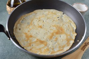 Блины на простокваше тонкие с дырочками