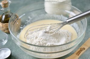 Блины на простокваше тонкие с дырочками Блины на простокваше тонкие с дырочками