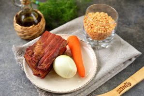 Гороховое пюре с обжаренным копчёным беконом Гороховое пюре с обжаренным копчёным беконом