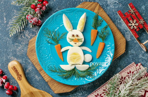 Как украсить новогодний стол своими руками на год Кролика 2023 Как украсить новогодний стол своими руками на год Кролика 2023