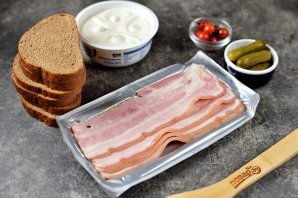 Канапе с беконом и сливочным сыром Канапе с беконом и сливочным сыром