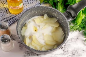 Картофельное пюре с йогуртом и базиликом