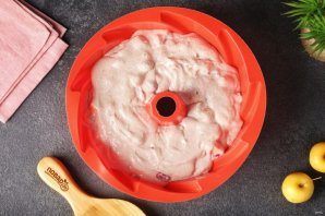 Кекс с вишней и яблоком Кекс с вишней и яблоком