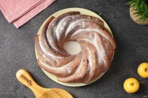 Кекс с вишней и яблоком Кекс с вишней и яблоком