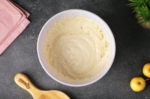 Кекс с вишней и яблоком Кекс с вишней и яблоком