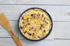 Киш с индейкой, грибами и картошкой Киш с индейкой, грибами и картошкой