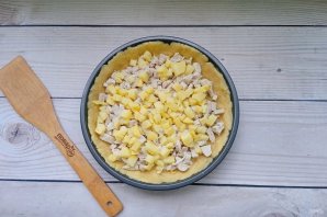 Киш с индейкой, грибами и картошкой Киш с индейкой, грибами и картошкой