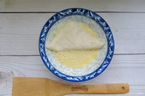 Конвертики из лаваша с яблоками, изюмом и творогом