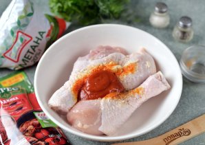 Курица в сметане с аджикой Курица в сметане с аджикой