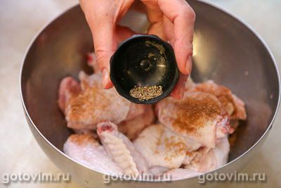 Куриные крылышки в глазури из томатного соуса с коньяком Куриные крылышки в глазури из томатного соуса с коньяком