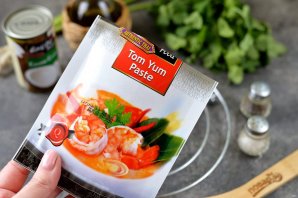 Мидии в соусе "Том ям" Мидии в соусе "Том ям"