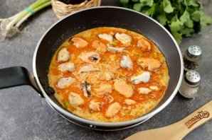 Мидии в соусе "Том ям" Мидии в соусе "Том ям"