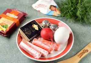 Новогодняя закуска "Кролики на крекерах" Новогодняя закуска "Кролики на крекерах"