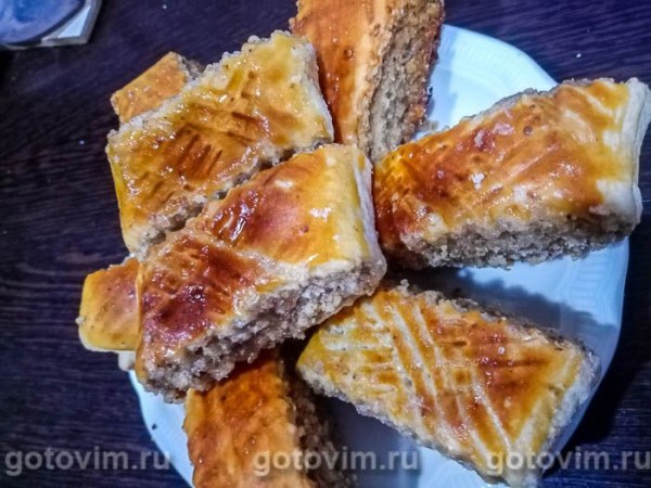 Печенье из слоеного теста с ореховой начинкой Печенье из слоеного теста с ореховой начинкой