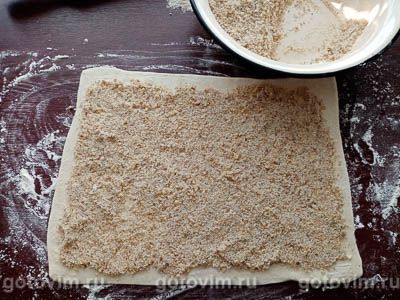 Печенье из слоеного теста с ореховой начинкой Печенье из слоеного теста с ореховой начинкой