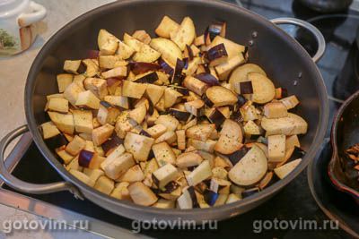 Печеночный торт с баклажанами и грецким орехами Печеночный торт с баклажанами и грецким орехами