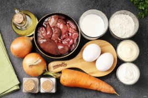 Печёночный торт из куриной печени с молоком Печёночный торт из куриной печени с молоком