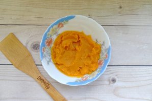 Пирог с тыквой и курагой