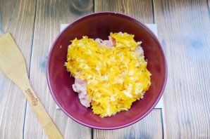 Рубленые котлеты из индейки и тыквы в духовке