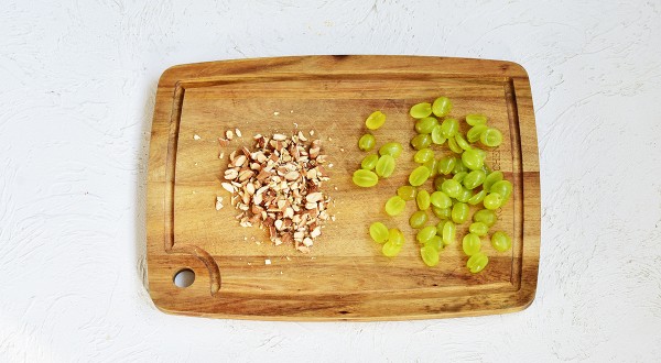 Салат Тиффани с виноградом, пошаговый рецепт с фото