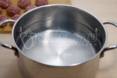 Суп с фрикадельками и вермишелью Суп с фрикадельками и вермишелью