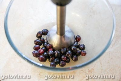 Свинина в виноградном соусе, запеченная в духовке 