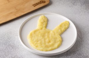 Вегетарианский салат в виде Кролика на Новый год 2023