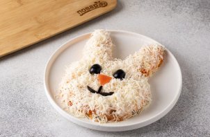 Вегетарианский салат в виде Кролика на Новый год 2023