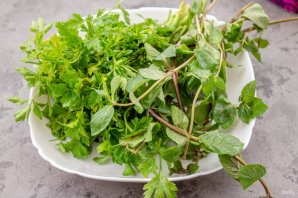 Зеленый смузи с мятой и авокадо Зеленый смузи с мятой и авокадо