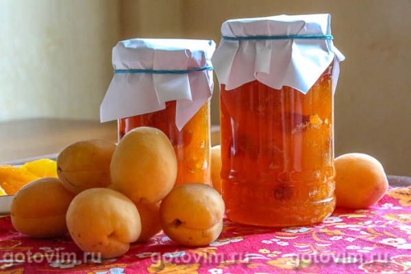 Абрикосовое варенье с черешней Абрикосовое варенье с черешней