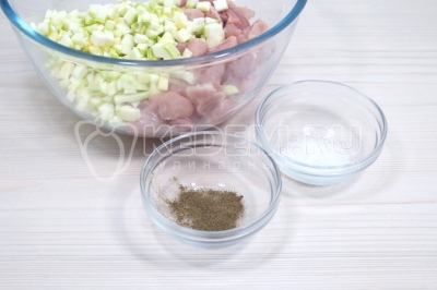 Элеш с курицей и кабачками Элеш с курицей и кабачками