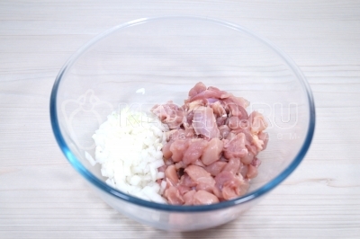 Элеш с курицей и кабачками Элеш с курицей и кабачками