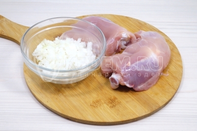 Элеш с курицей и кабачками Элеш с курицей и кабачками