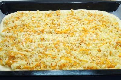 Пирог с горбушей и рисом