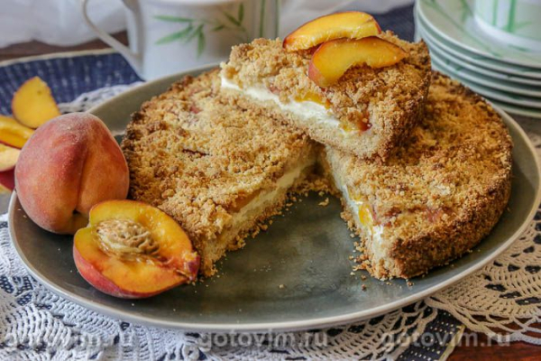 Итальянский песочный пирог с персиками и творогом Сбричолата (Sbriciolata)