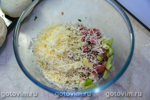 Кныши с рубленым мясом и сыром