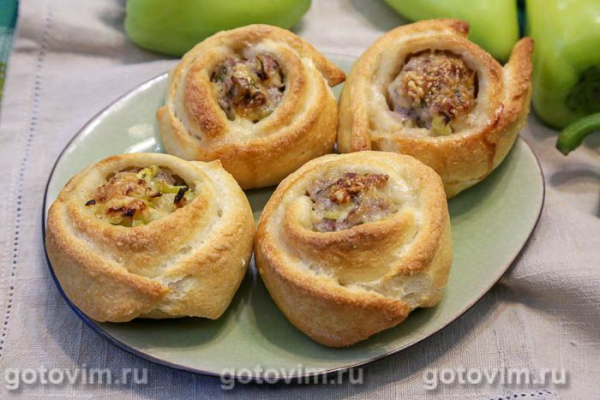 Кныши с рубленым мясом и сыром